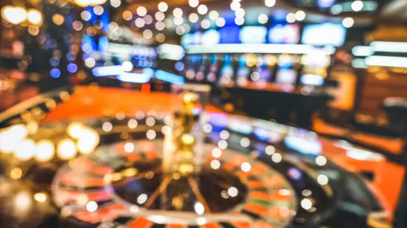 blurred-defocused-background-roulette-casino-saloon_101731-99